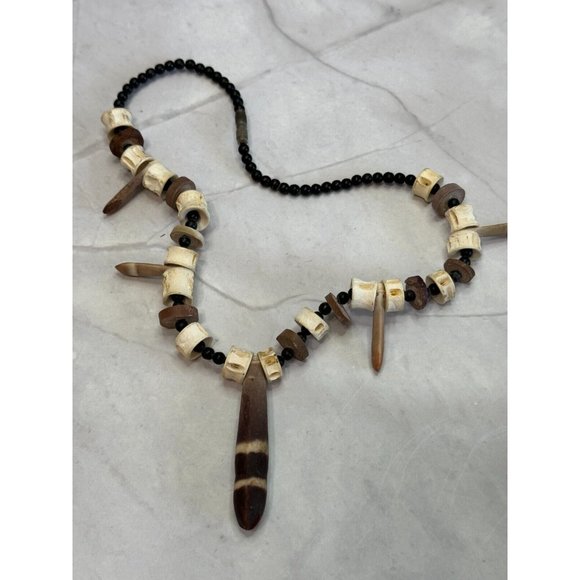Southwestern Fish Bone Vertebrae Beaded tTribal Necklace - Picture 6 of 9